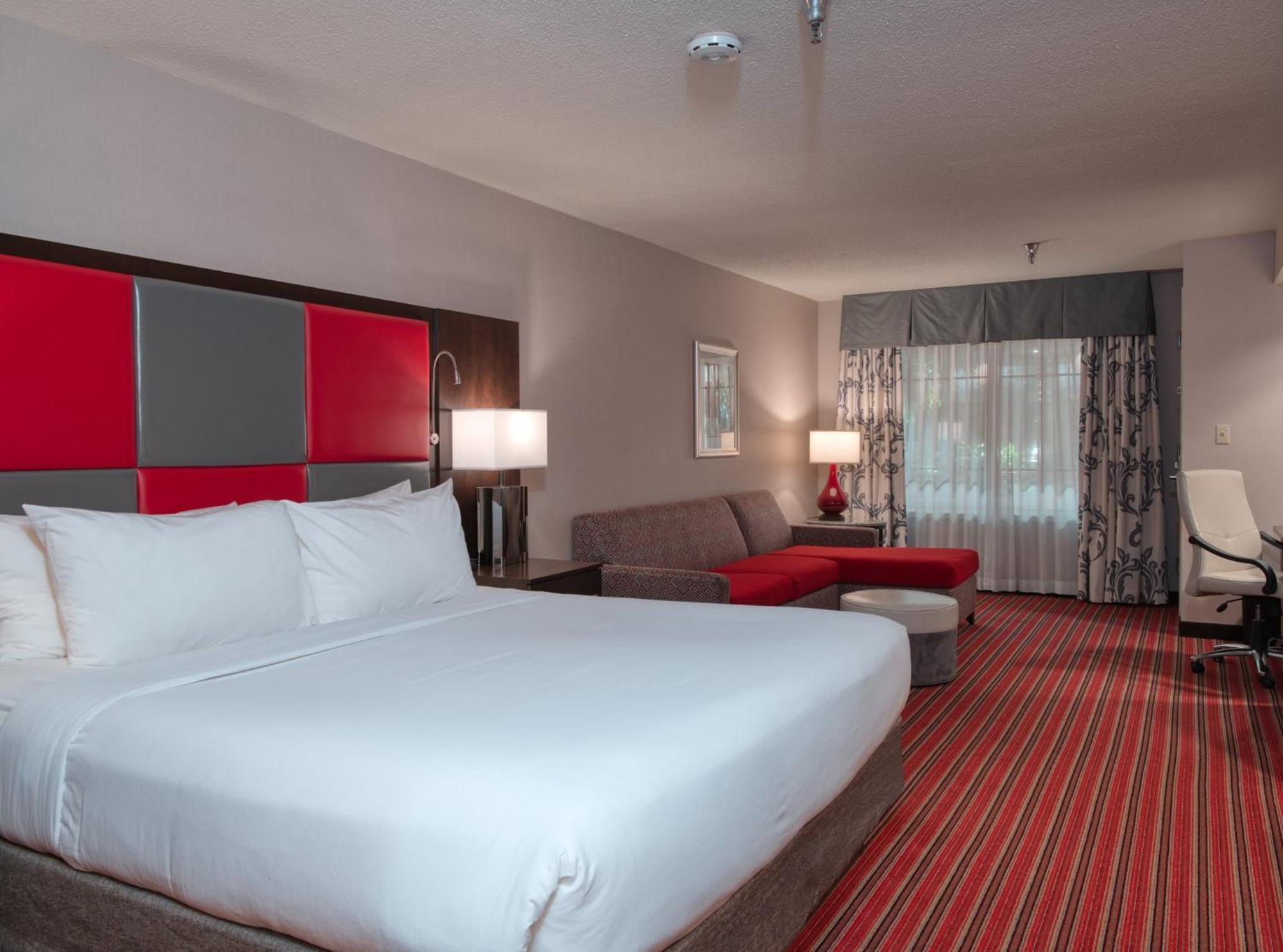 Crowne Plaza Indianapolis-Dwtn-Union Stn By Ihg Hotel Екстериор снимка